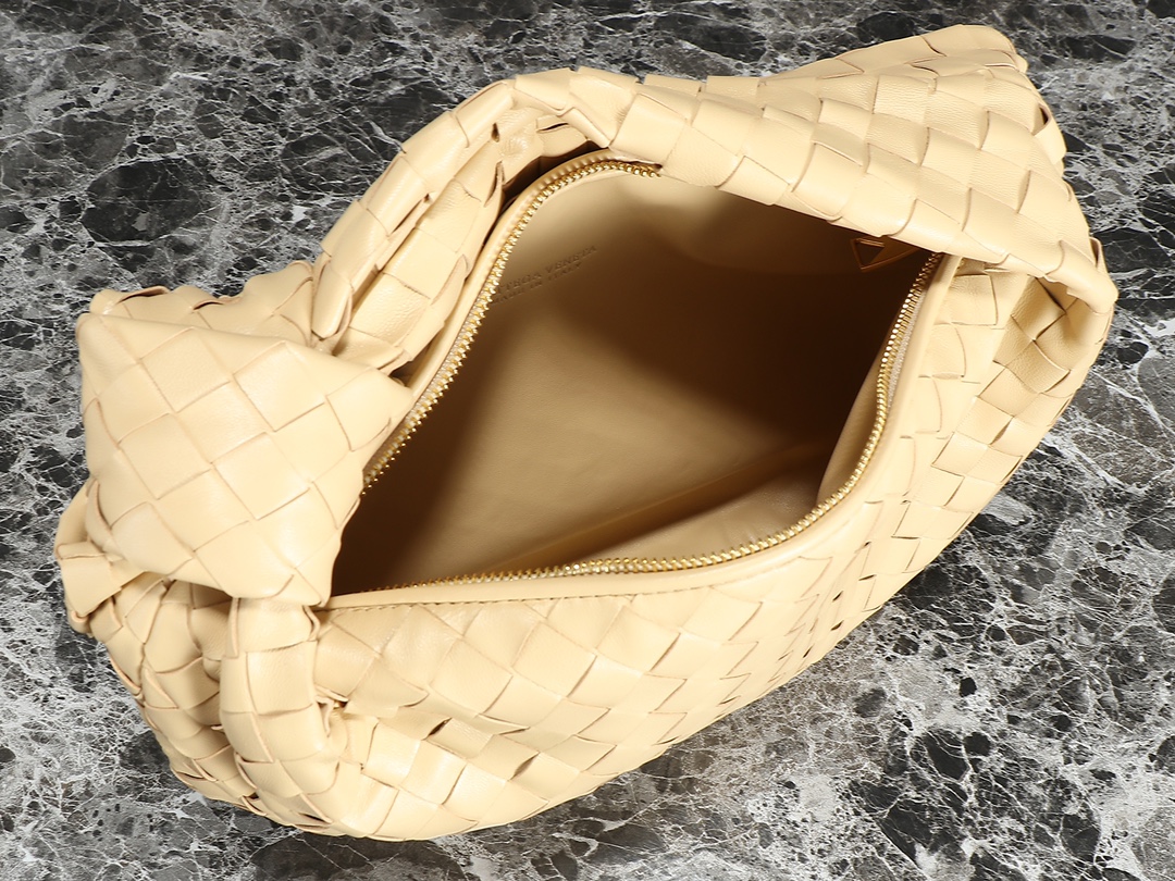 Bottega Veneta Hobo Bags